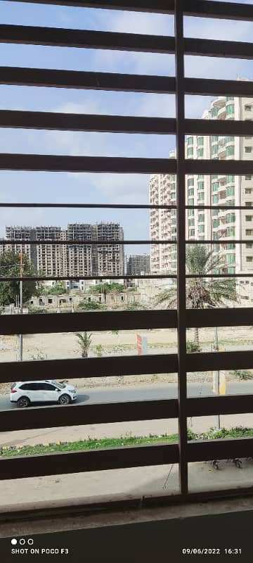 Lakhani Fantasia 2 Bed D/D 1050 SqFt Leased flat Available for Sell 4