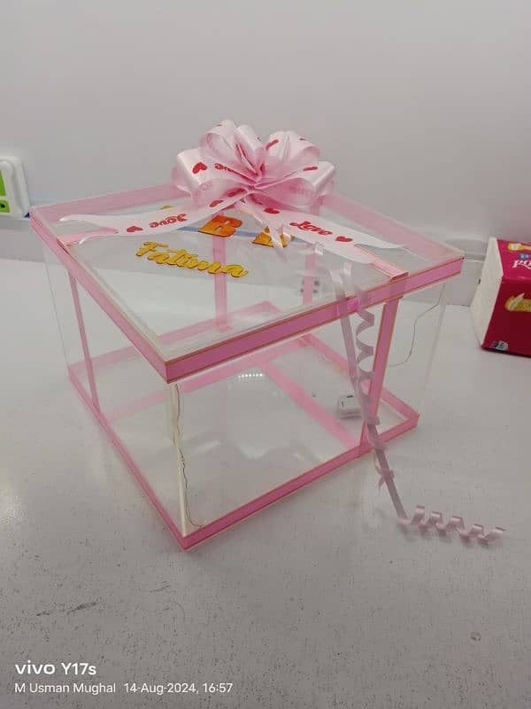 Acrylic Box for Gifts 1