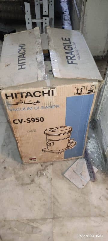 Hitachi Vacuum cleaner new condition 3