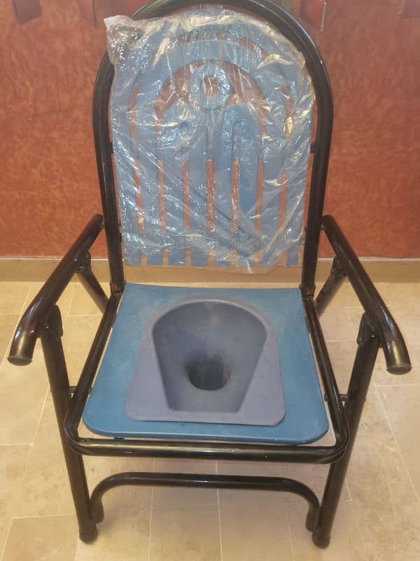 commode chair for medical care 0