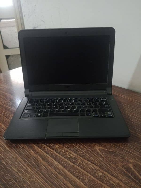 Dell Laptop Latitude 3340 for sale 1