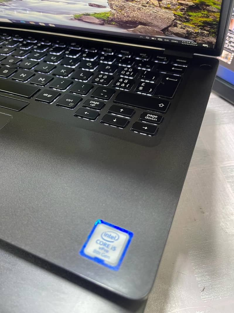 Dell Latitude 5400 i5 8th Touch Screen (0322-8832611) 2