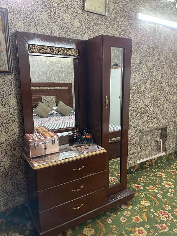 king size bed with dressing table 5