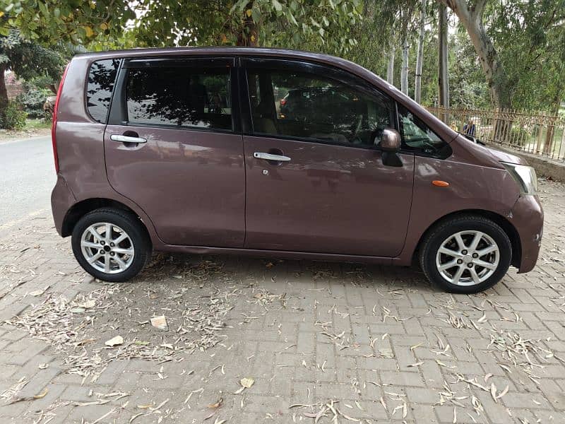 Daihatsu Move 2013 model 2017 registered 1