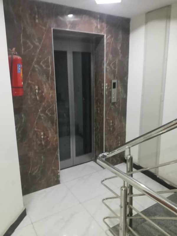 One Bed Flat For Rent In Bahria Town Near To Grand Mosque Full Furnished 15