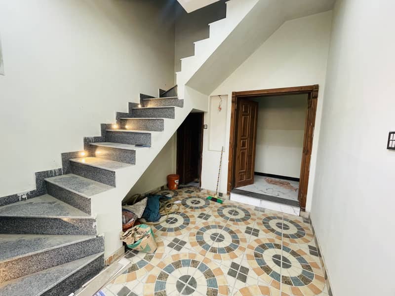 3.5 MARLA DOUBLE STOREY FULL MODREN HOUSE AVAILABLE FOR SALE IN MARGHZAR 2