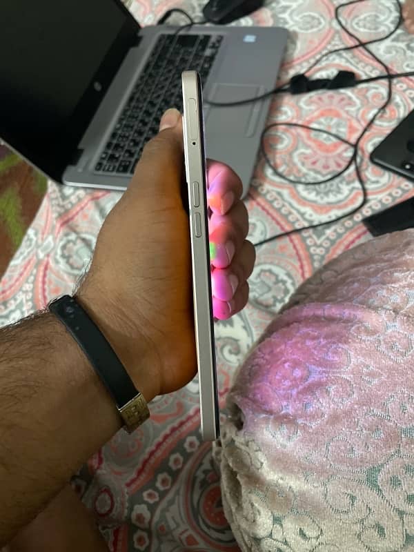 Oppo F21 pro 10/10 condition 3