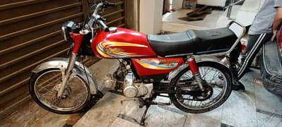 Yamaha Dhoom bike  urgent sale