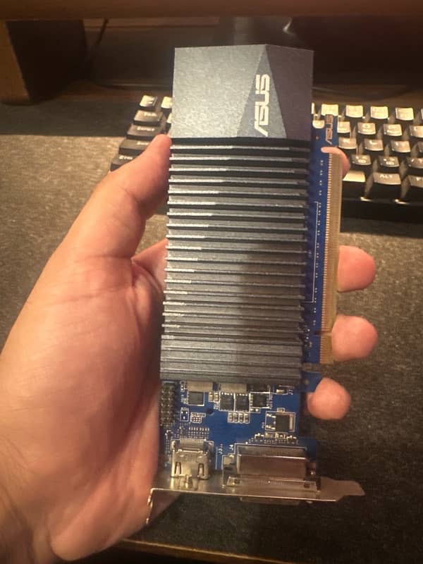 GT 710 Graphic card Used 0