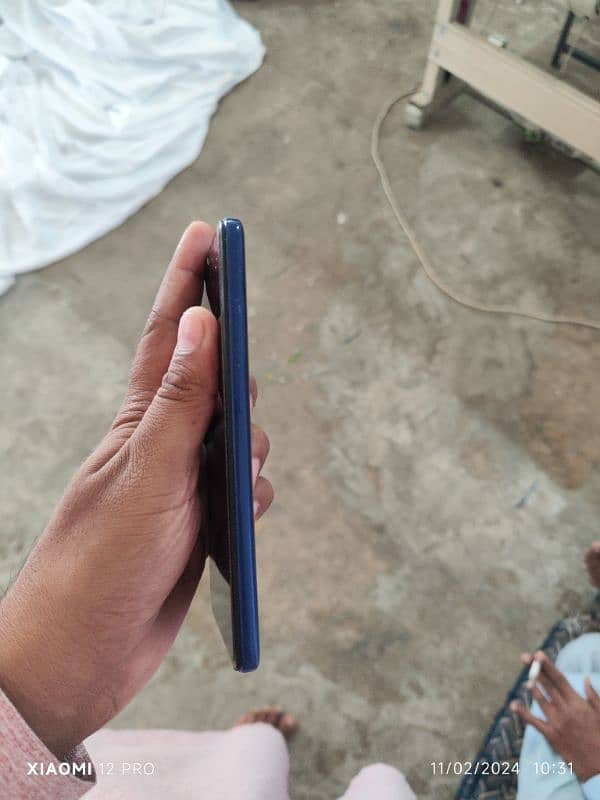 Xiaomi Redmi 8 4