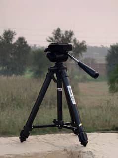 aluminum tripod high quality.