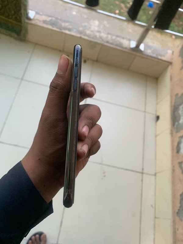 iPhone 11 pro max water pack urgent sale 1