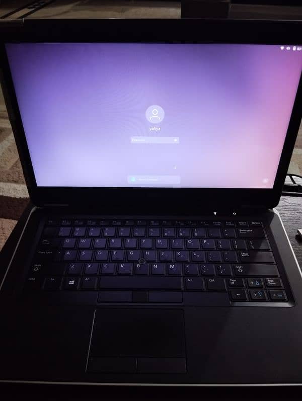 Dell latitude E7440 1