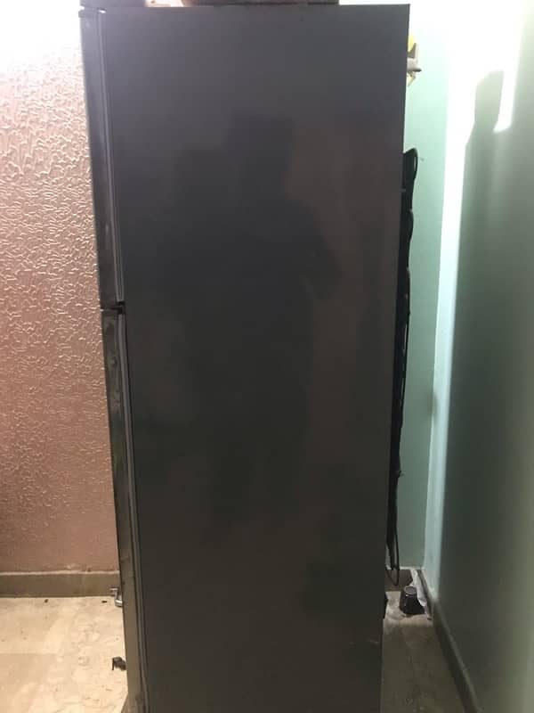 Dawlance Large Refrigerator 1