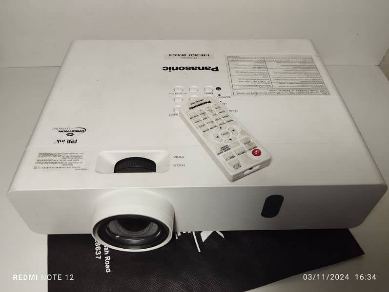 Panasonic VW360 WXGA 2