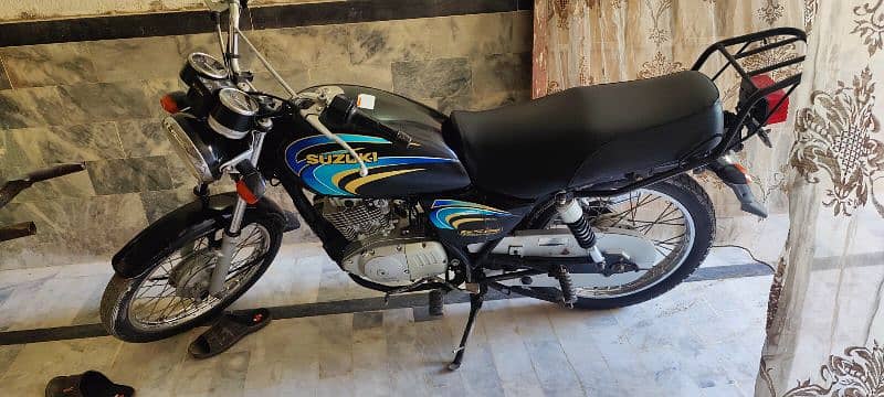 suzuki gs 150 2013 1