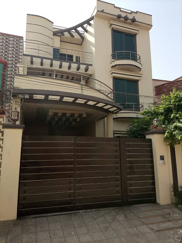 10 Marla Furnished Upper Portion For rent Zakariya Town 3