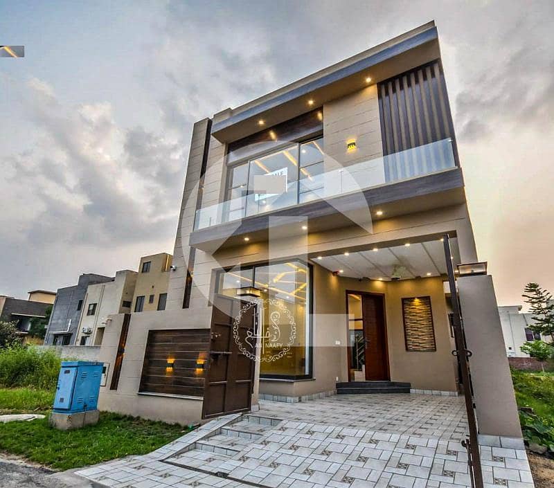 Your Search Ends Right Here With The Beautiful House In Bahria Town Phase 8 At Affordable Price Of Pkr Rs. 75000 0