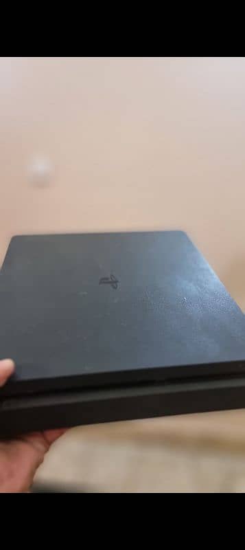 PS4 SLIM 1TB 1