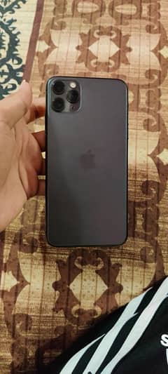 IPhone 11Pro Max NOn PTA 256Gb Urgent Sale With Good Condition