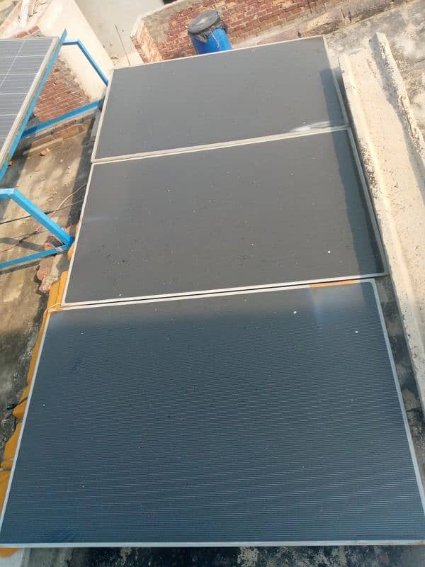 solar panel  good condition 0