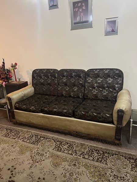 6 Seater Sofa Set for Sale. Homely used. 3