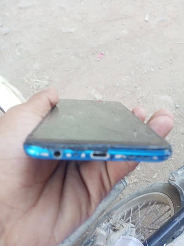 Oppo A16E 4 64 he pinal Thora msla krta he kabhi kabhi 2