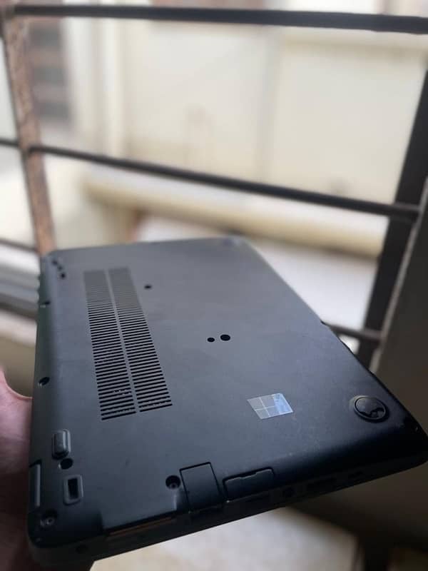 Hp laptop core i5 7 gen 3