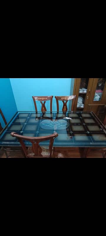 dinning table and chairs 5