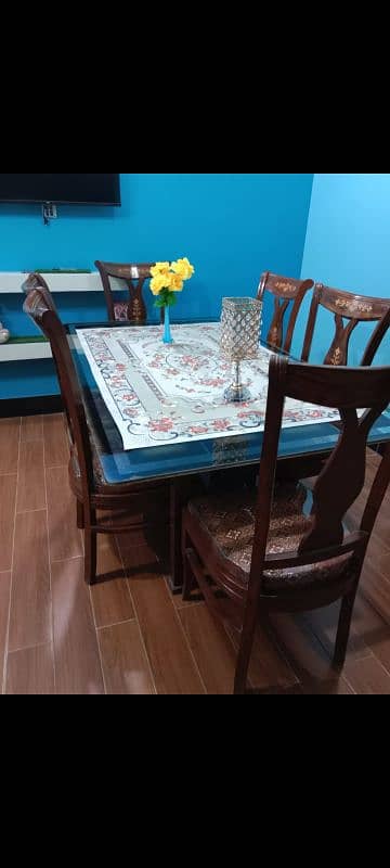 dinning table and chairs 6