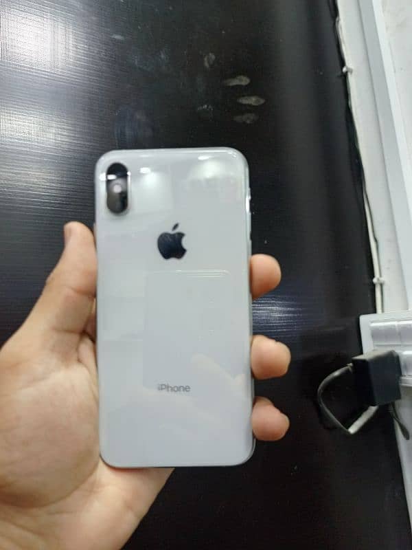 iPhone xs 64gb PTA approved 0