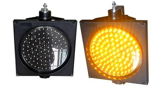 Traffic lights / yellow blinker lights 7