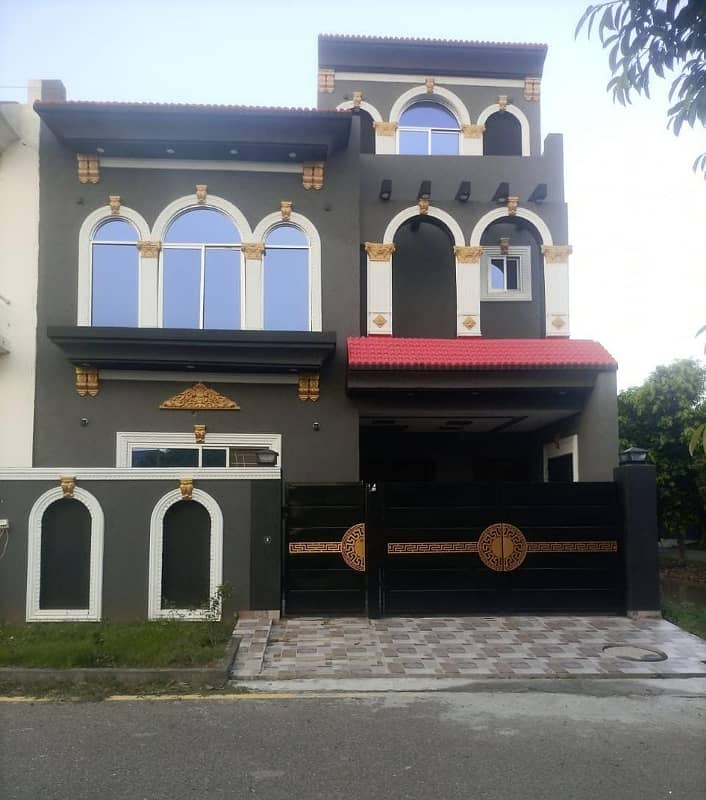 5 MARLA MODERN DESIGN HOUSE MOST BEAUTIFUL PRIME LOCATION FOR SALE IN NEW LAHORE CITY PHASE 2 0