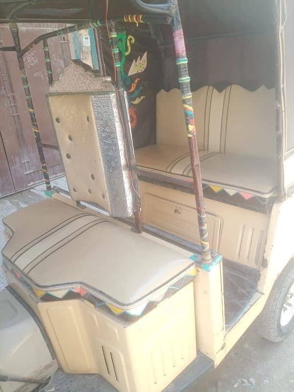 Rickshaw Sazgar CNG For sell 03347353859 3