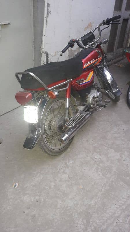 Honda 70 very good clean bike 0