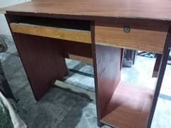 Computer & Study Table