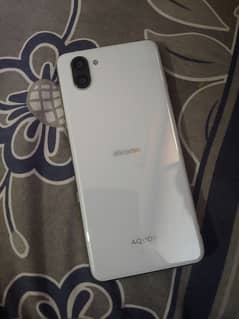 sharp Aquos r3