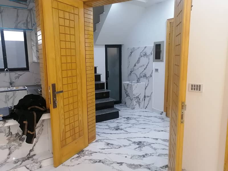 8 Marla Brand New First Floor House For Rent In Dream Gardens Lahore 5