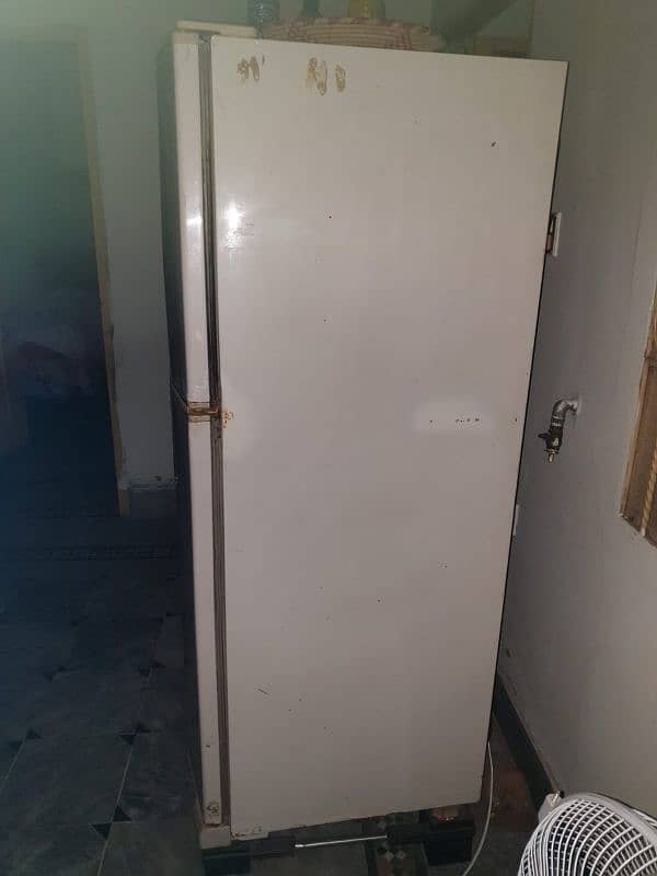 dawlnce fridge for sale 1