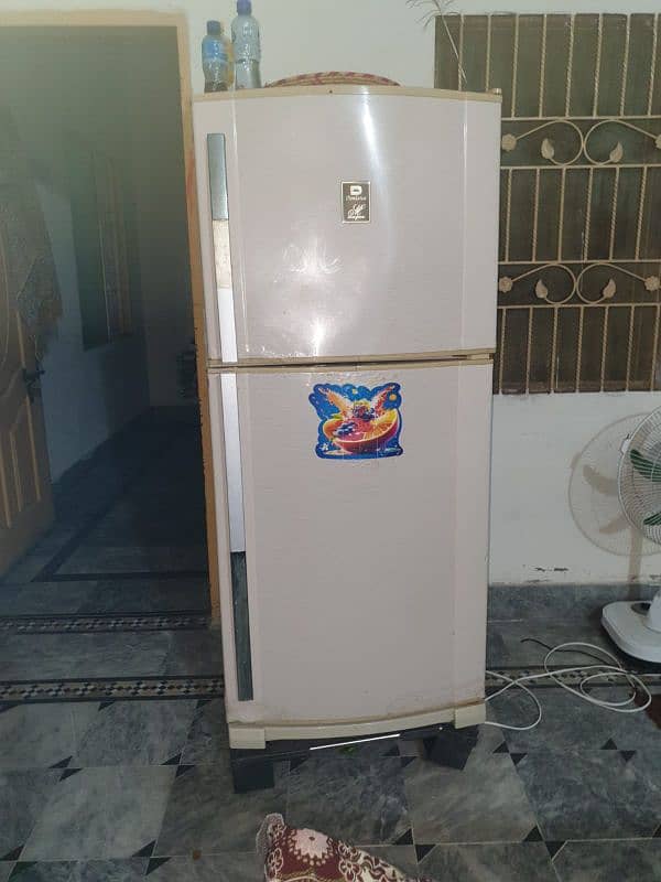 dawlnce fridge for sale 3