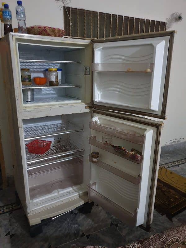 dawlnce fridge for sale 5