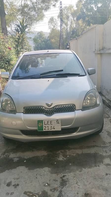 Toyota Vitz 2000 10