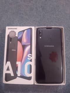 Sumsung Galaxy A10s minor break from right left cornor urgent for sale