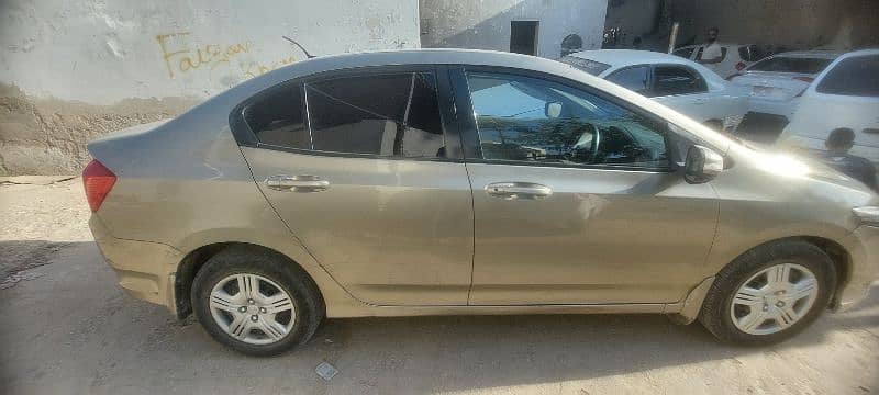 Honda City 2016 4