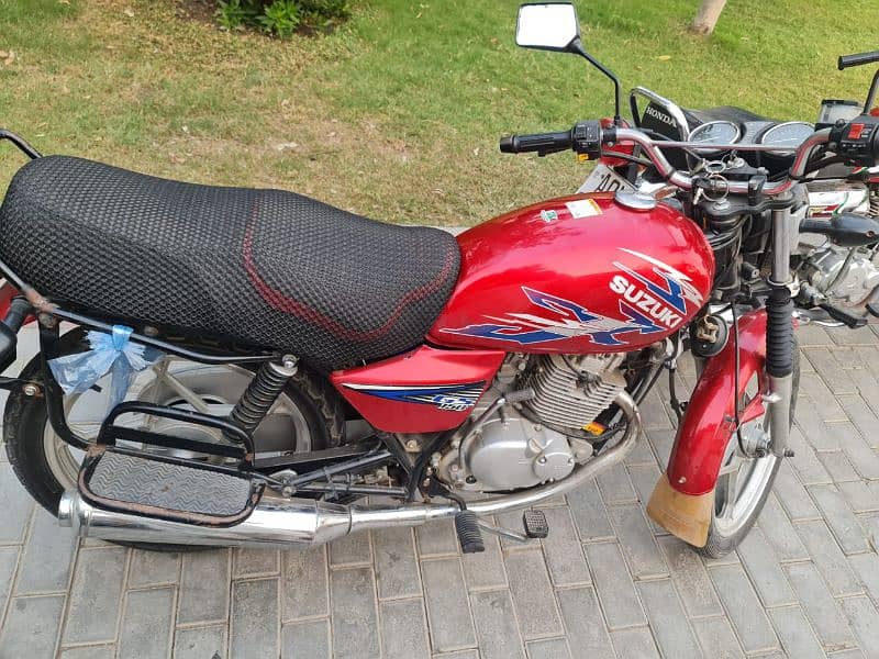 Suzuki gs 150se 0