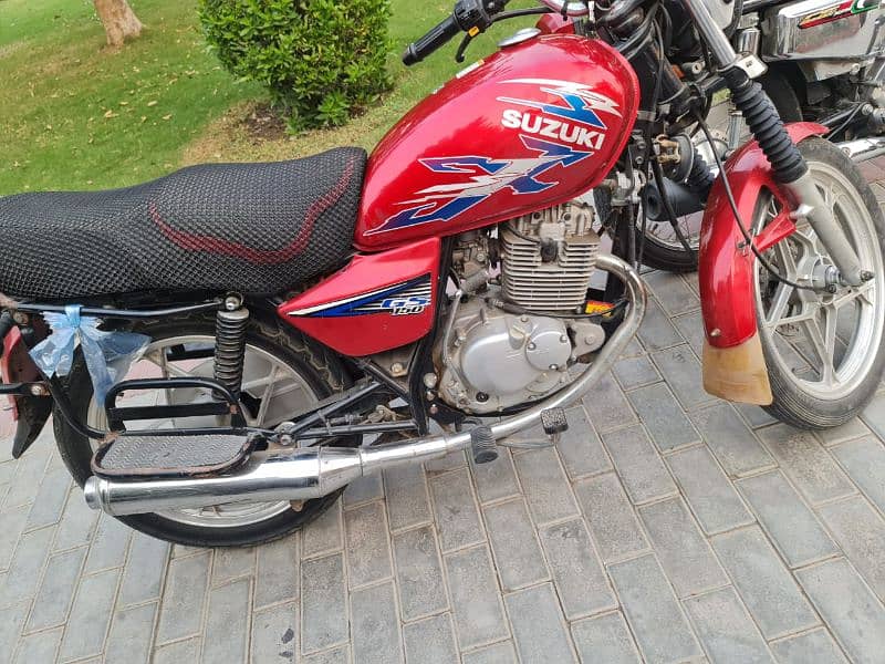 Suzuki gs 150se 8