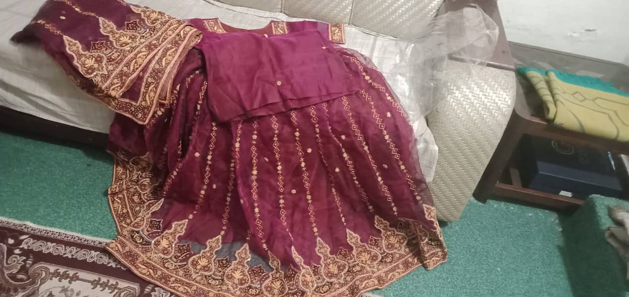 Lehngha for sale. . condition 10/10 0