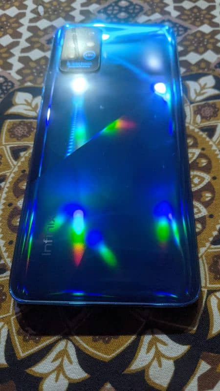 infinix note 8 6 128 1