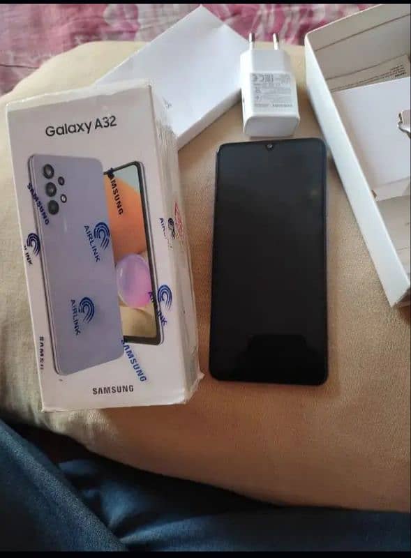 Samsung A32 brand new 10/10 complete saman orgnal chargr  03422224022 3