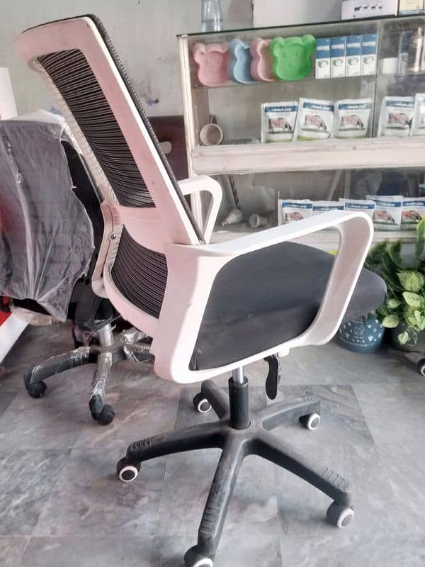 Office Chair for sale slightly Used 2